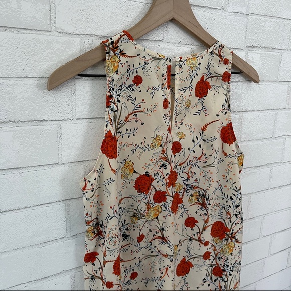 DALIA Cream Flowered Sleeveless Top - Picture 10 of 11
